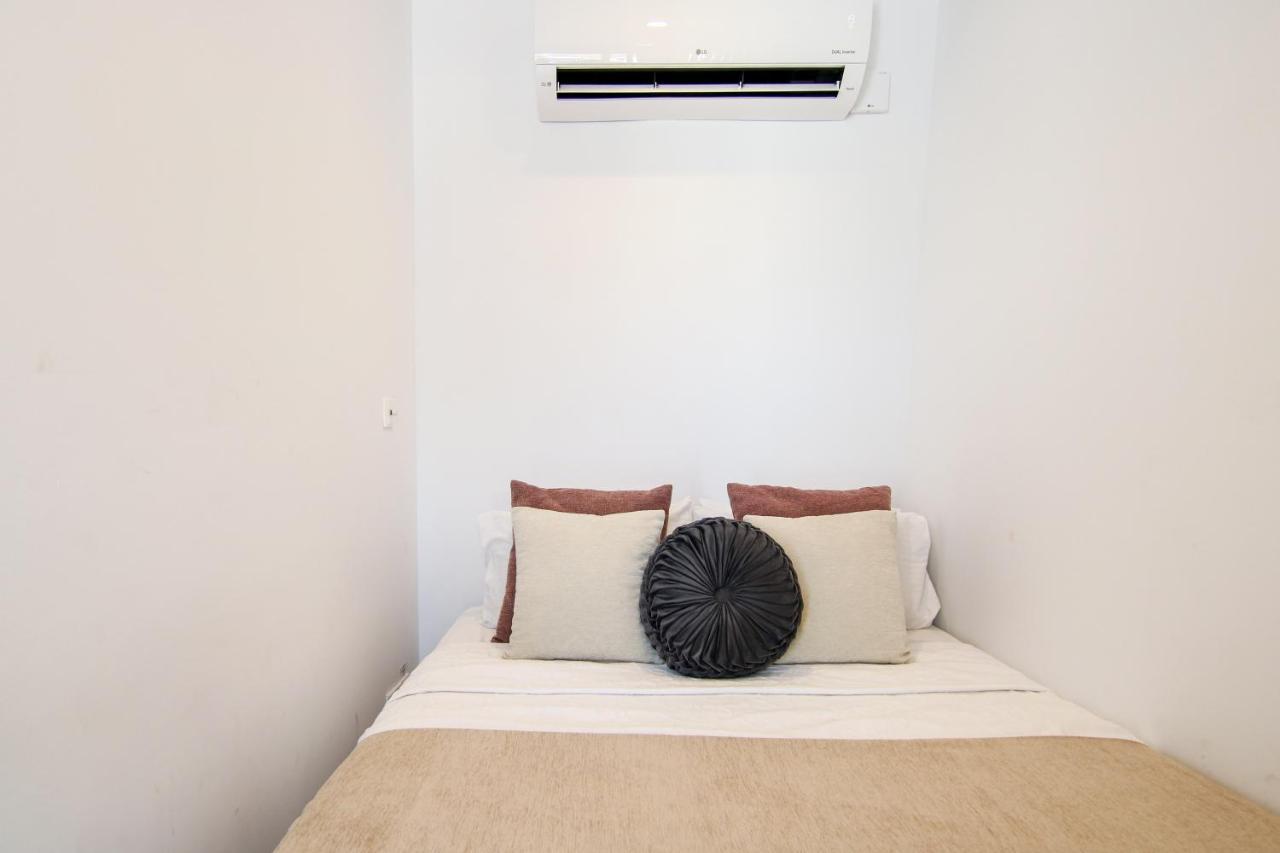 Phaedrus Living - Seaside Luxury Flat Harbour 105 Paphos