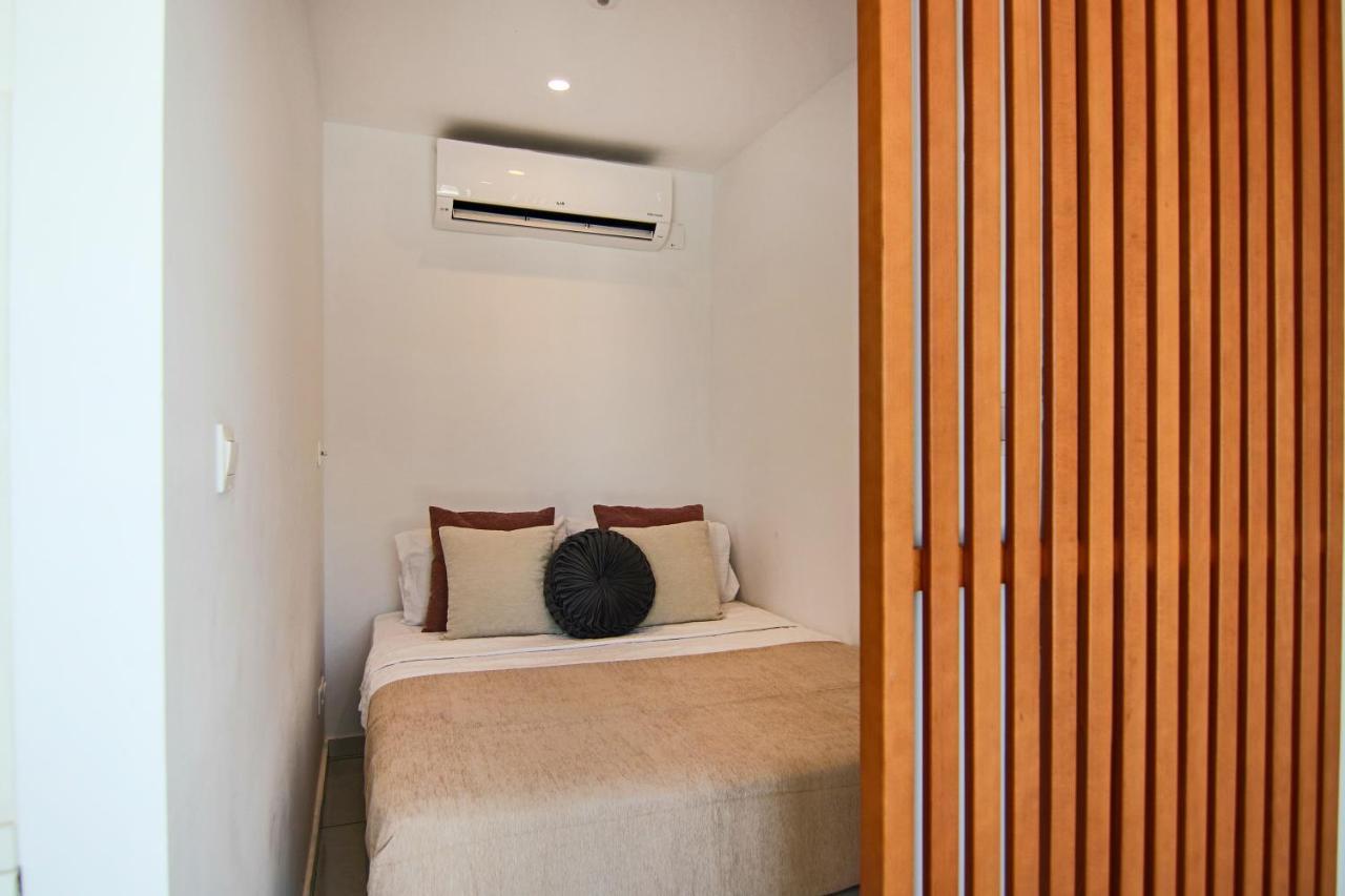 Phaedrus Living - Seaside Luxury Flat Harbour 105 * Pafos